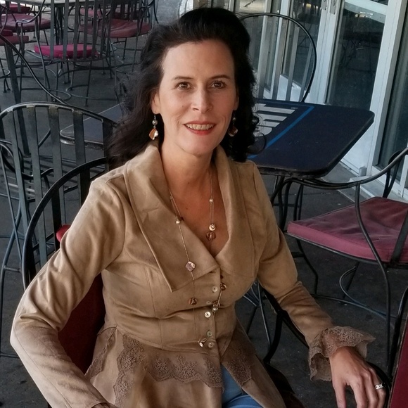 Meet your Posher, Peggy - Picture 1 of 1